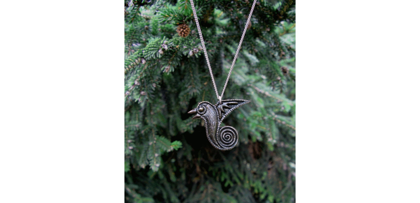 pendentif corbeau