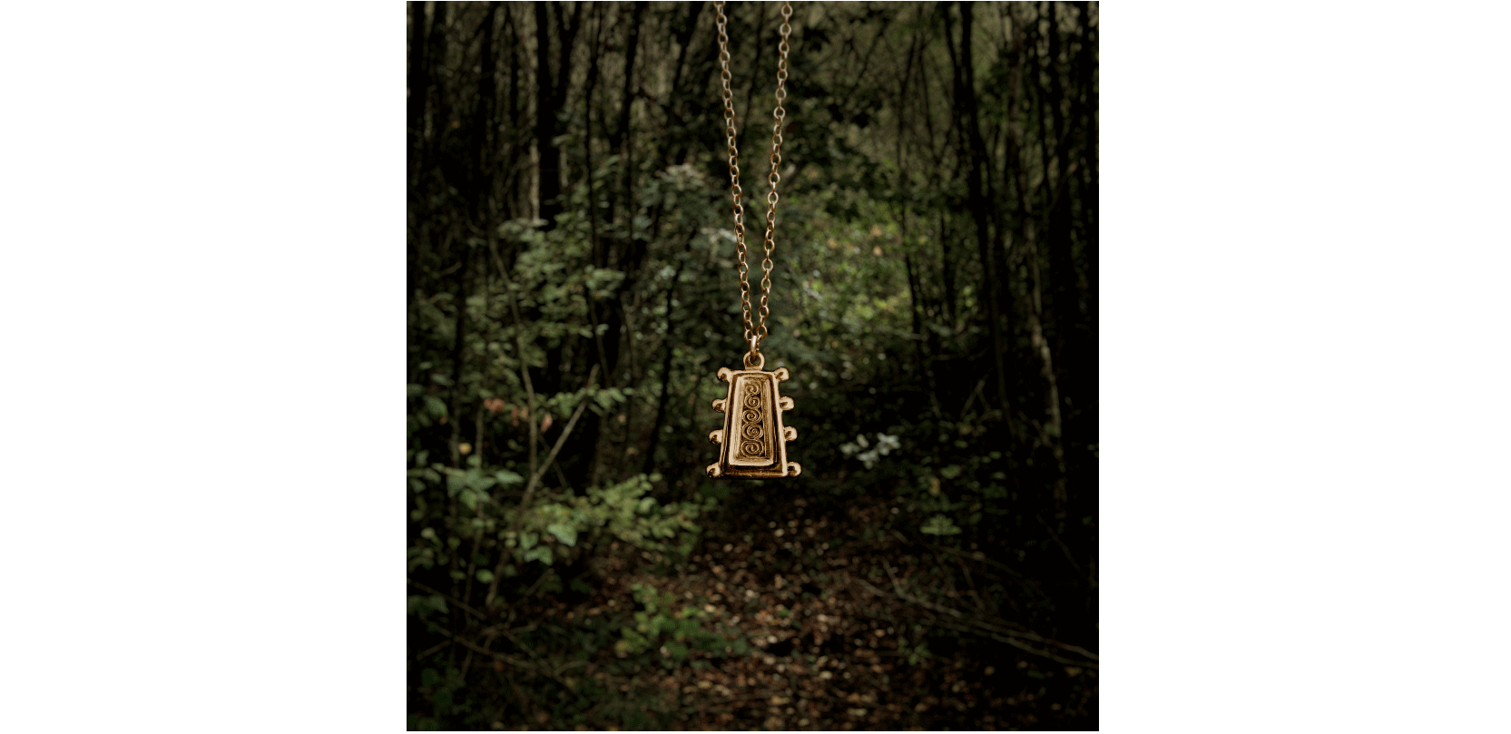 pendentif porte-bonheur gaulois trapèzoïdal